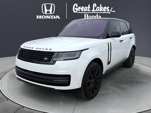 Used 2023 Land Rover Range Rover SE image 2