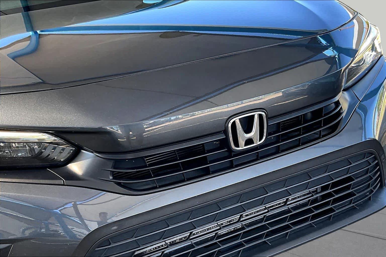 Used 2022 Honda Civic EX image 29