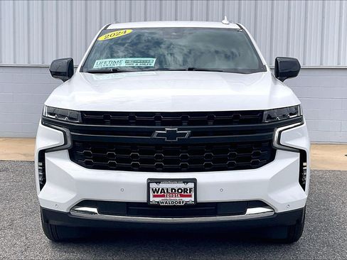 Used 2024 Chevrolet Tahoe LS AWD/4WD image 3