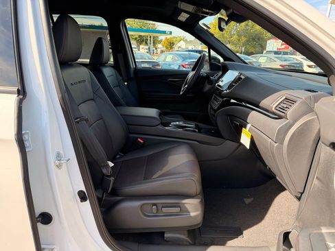 New 2026 Honda Ridgeline Black Edition image 17