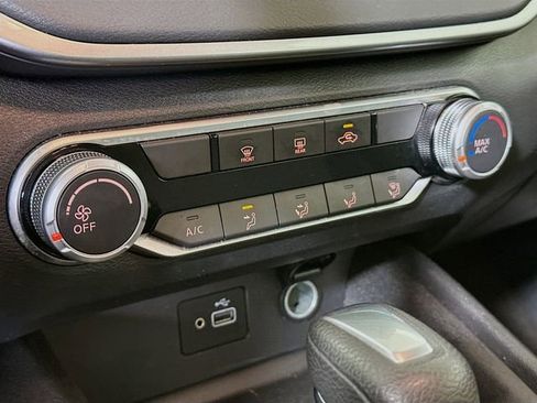 Used 2024 Nissan Altima 2.5 S image 17