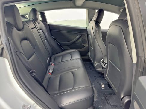 Used 2022 Tesla Model 3 image 38