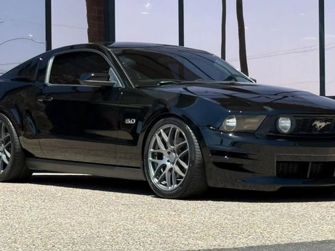 Used 2012 Ford Mustang GT RWD image 16