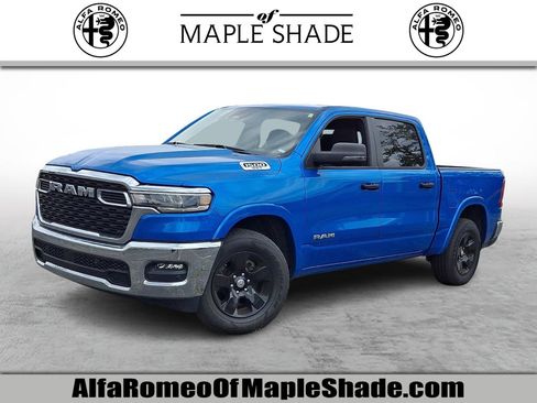 Used 2025 RAM 1500 Big Horn AWD/4WD image 1