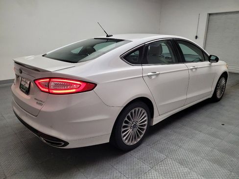 Used 2016 Ford Fusion Titanium FWD image 9