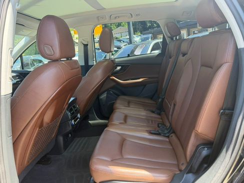 Used 2018 Audi Q7 3.0T Prestige AWD/4WD image 17