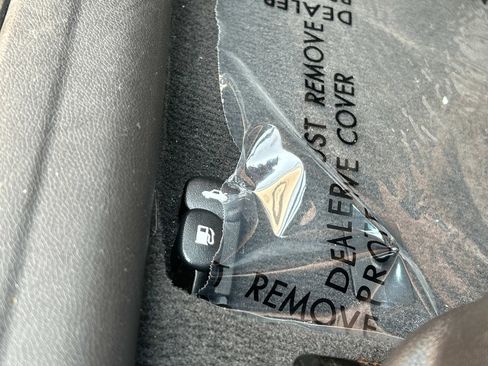 Used 2012 Hyundai Elantra GLS w/ Preferred Pkg 3 image 19