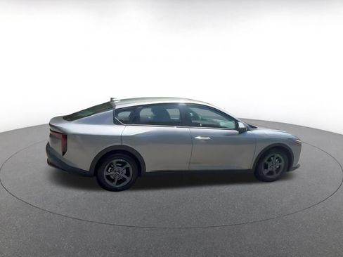 Used 2026 Kia K4 FWD image 11