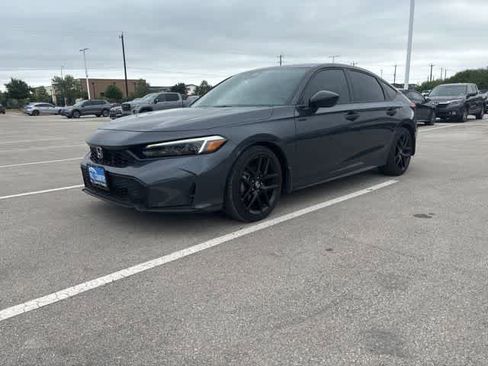Used 2025 Honda Civic Sport image 1