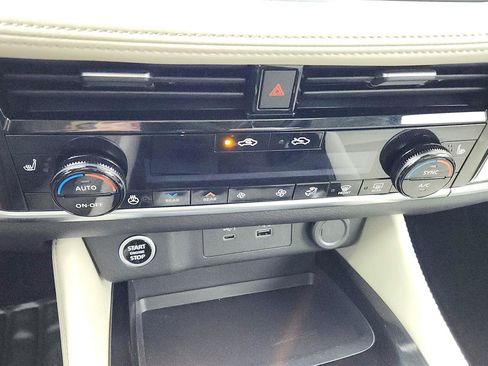 Used 2023 Nissan Rogue SL w/ SL Premium Package AWD/4WD image 25