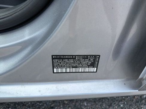 Used 2024 Volkswagen Jetta SE image 10