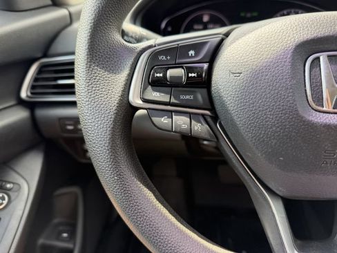 Used 2020 Honda Accord LX image 16