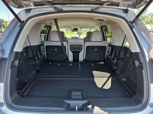 Certified 2025 Honda Pilot EX-L image 30