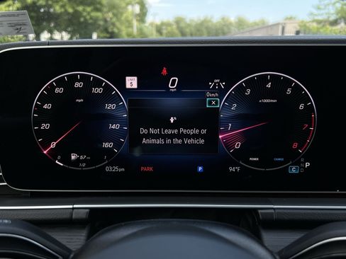 Used 2025 Mercedes-Benz GLS 450 4MATIC image 17