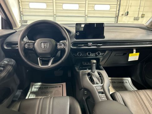 New 2026 Honda HR-V EX-L image 4
