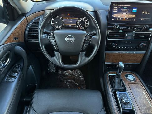 Used 2022 Nissan Armada SL w/ Captain's Chairs Package image 11