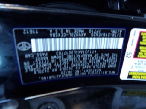 Used 2020 Toyota Camry SE w/ Sunroof Package image 34