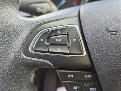 Used 2018 Ford Escape SE w/ SE Sync 3 Package image 19