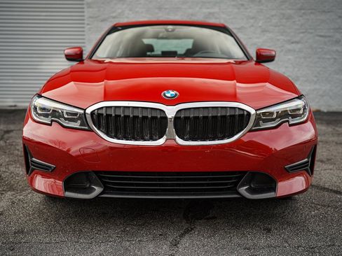 Used 2022 BMW 330i Sedan w/ Convenience Package image 5