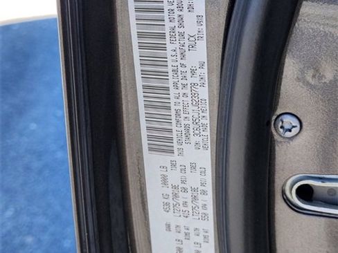 Used 2018 RAM 2500 Tradesman w/ Snow Chief Group image 32