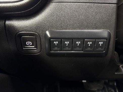 Used 2022 Chevrolet Silverado 2500 LT w/ Convenience Package image 20