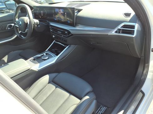 Used 2026 BMW 330i xDrive Sedan w/ Premium Package AWD/4WD image 9
