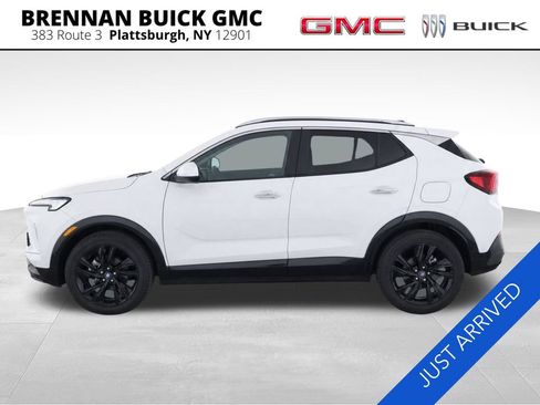 Certified 2024 Buick Encore GX Sport Touring AWD/4WD image 2