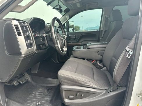Used 2016 GMC Sierra 2500 SLE w/ SLE Fleet Preferred Package AWD/4WD image 14