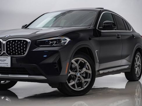 Used 2023 BMW X4 xDrive30i w/ Premium Package AWD/4WD image 2