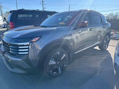 Used 2025 Nissan Kicks SR