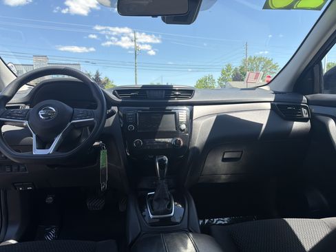 Used 2020 Nissan Rogue Sport S w/ Appearance Package AWD/4WD image 14