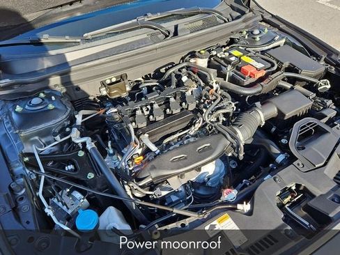 Certified 2024 Honda Accord EX image 32