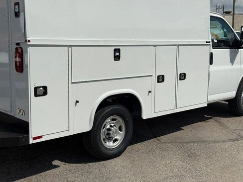 New 2025 Chevrolet Express 3500 Work Van w/ Power Convenience Package image 3