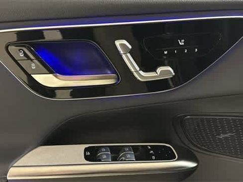 Certified 2025 Mercedes-Benz GLC 300 4MATIC image 15