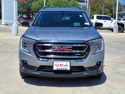 Used 2024 GMC Terrain AT4 w/ Infotainment Package II AWD/4WD image 2
