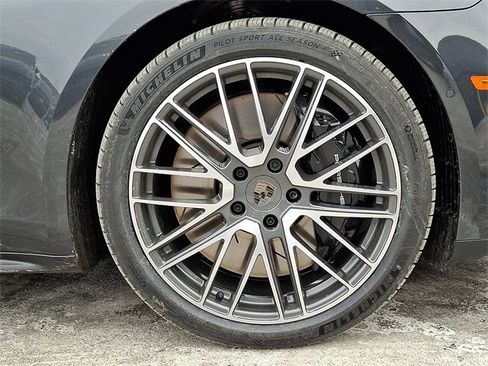 New 2026 Porsche Panamera Turbo image 12