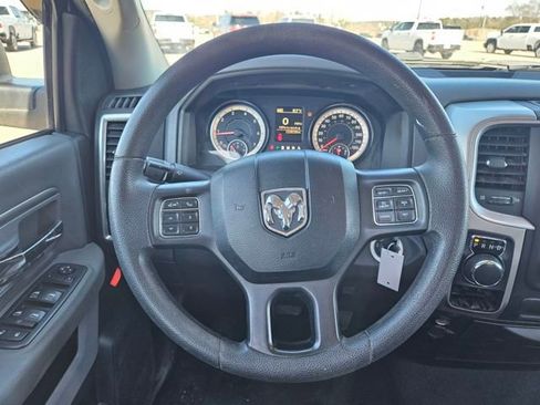 Used 2018 RAM 1500 Classic SLT image 14