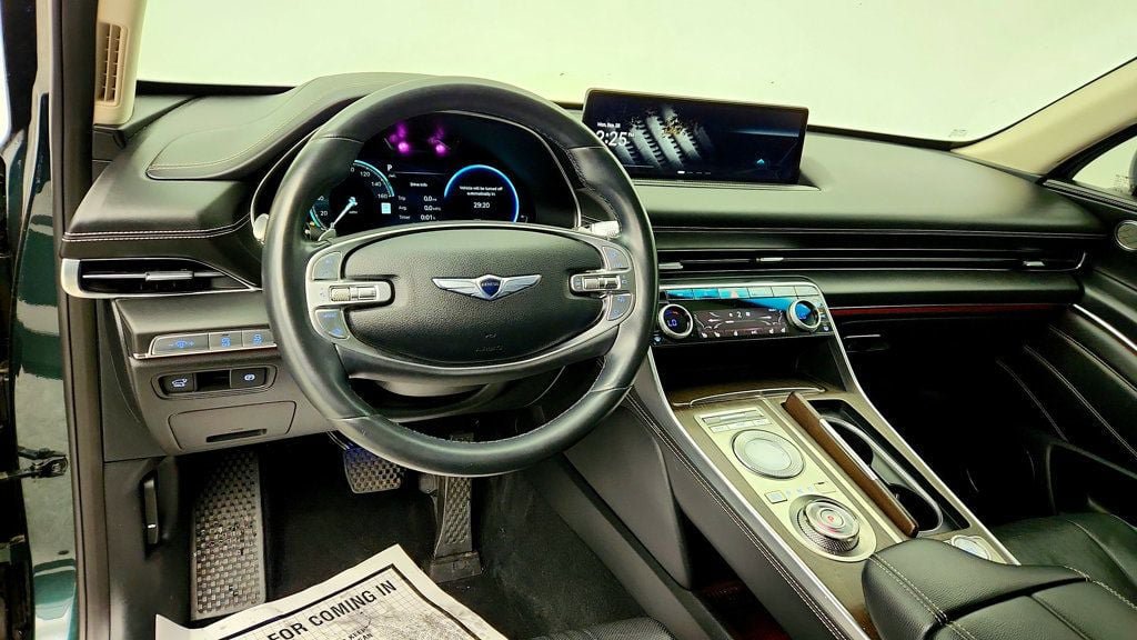 Used 2022 Genesis GV80 2.5T w/ Prestige Package 05 RWD image 13