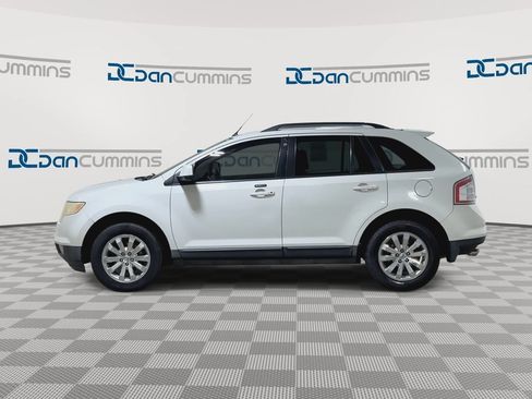 Used 2010 Ford Edge SEL FWD image 5