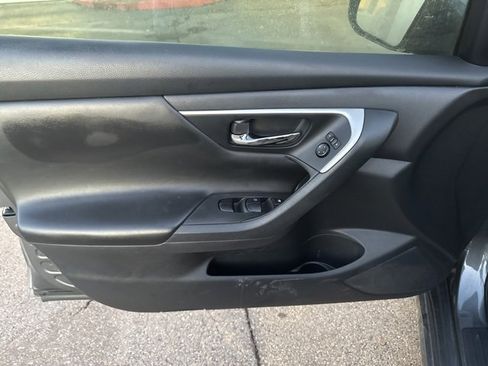 Used 2017 Nissan Altima 2.5 S w/ Power Driver Seat Package image 14