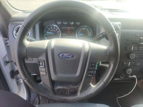 Used 2011 Ford F150 XLT w/ XLT Chrome Pkg image 16