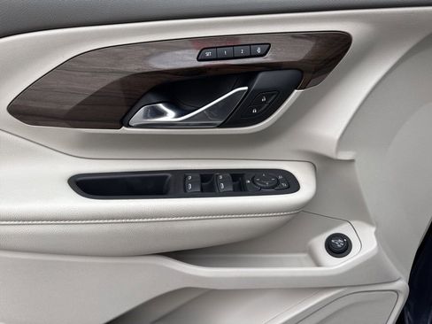 Used 2019 GMC Terrain Denali w/ LPO, 'HIT The Road' Package image 21