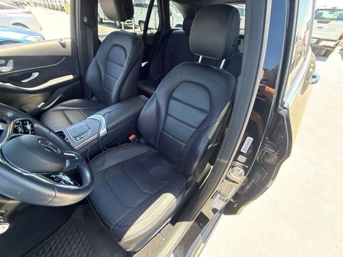 Used 2020 Mercedes-Benz GLC 300 4MATIC w/ Parking Assistance Package image 2