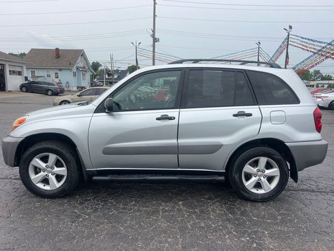 Used 2004 Toyota RAV4 4WD image 4