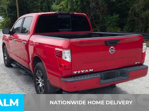 Used 2021 Nissan Titan SV w/ SV Convenience Package RWD image 4