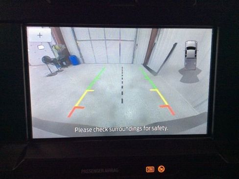 Used 2021 Ford F350 Lariat w/ Chrome Package image 20