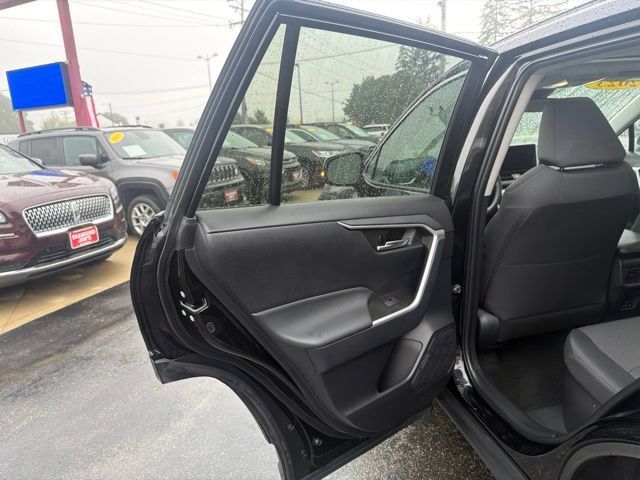 Used 2023 Toyota RAV4 XLE w/ Convenience Package AWD/4WD image 22