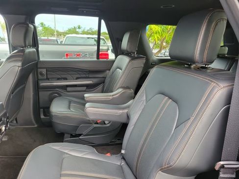 Used 2023 Ford Expedition Max Platinum AWD/4WD image 12