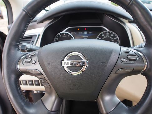 Used 2021 Nissan Murano Platinum w/ Cargo Package image 22