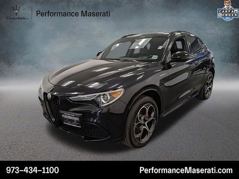 Used 2023 Alfa Romeo Stelvio Veloce AWD/4WD image 1